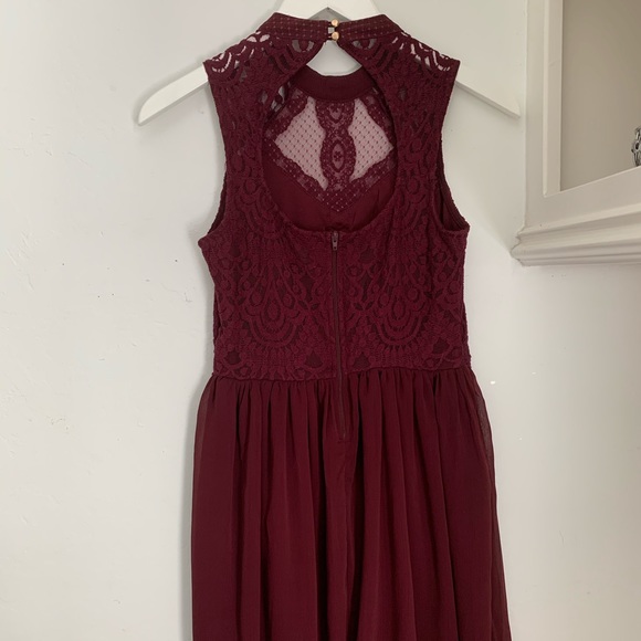 Dress - Picture 3 of 3